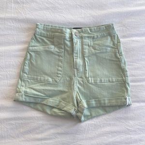 UO Mint Hi Rise Pin Up Short BDG